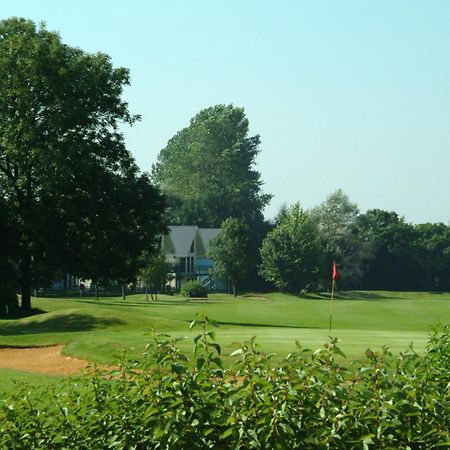 Richmond Park Golf Club Apartment Watton Exterior photo